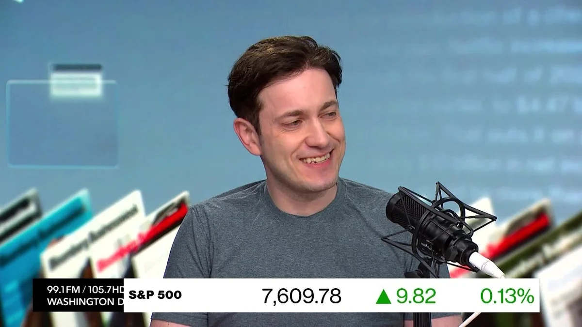 Ed Zitron speaking at a Bloomberg studio desk.