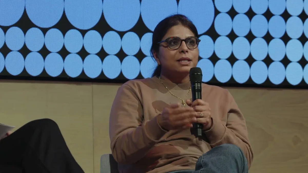 Clement Andre from OpenAI and Ravneet Shah, CTO of Allica Bank, on stage.