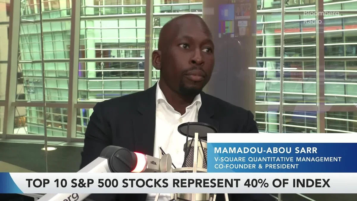 Mamadou-Abou Sarr speaking on Bloomberg Radio about investment diversification.