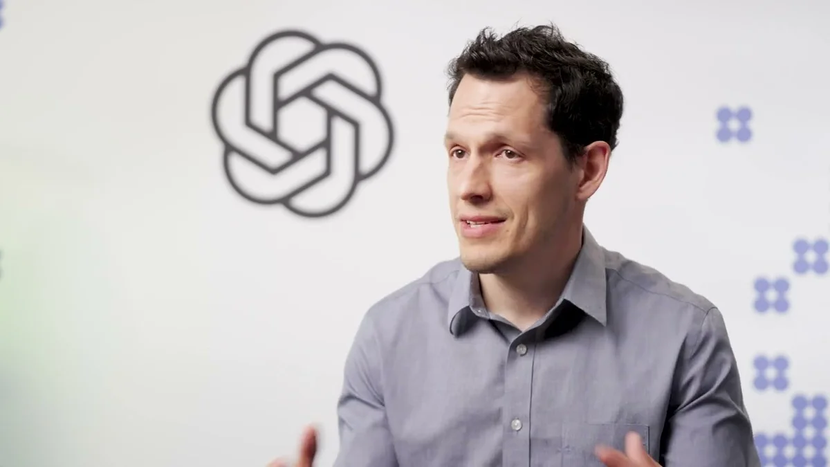 Jon Abrahamson, Chief Product & Digital Officer at Deutsche Telekom, speaks about AI integration.