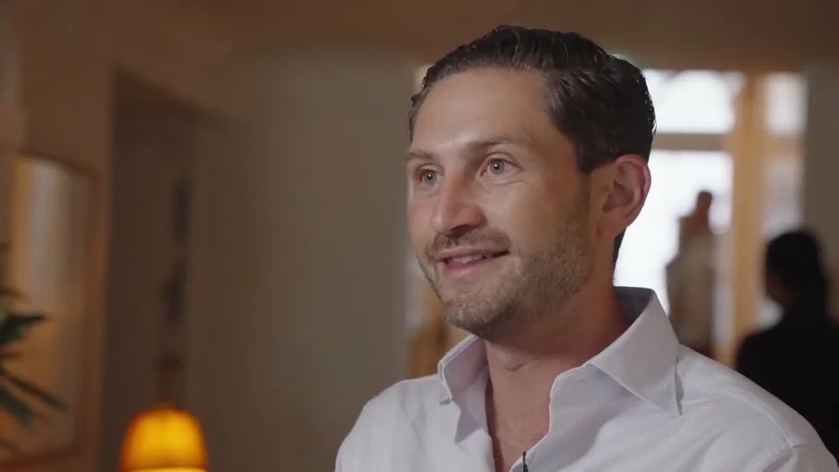 Barak Kaufman, Chief Strategy Officer at Wonderful, speaking at an event.